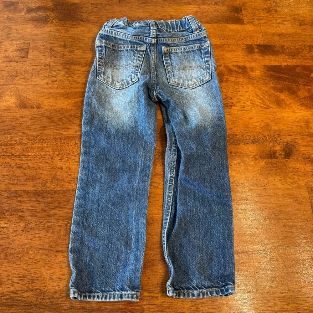 OshKosh B'gosh Kids Blue straight Denim Jeans size 5 regular